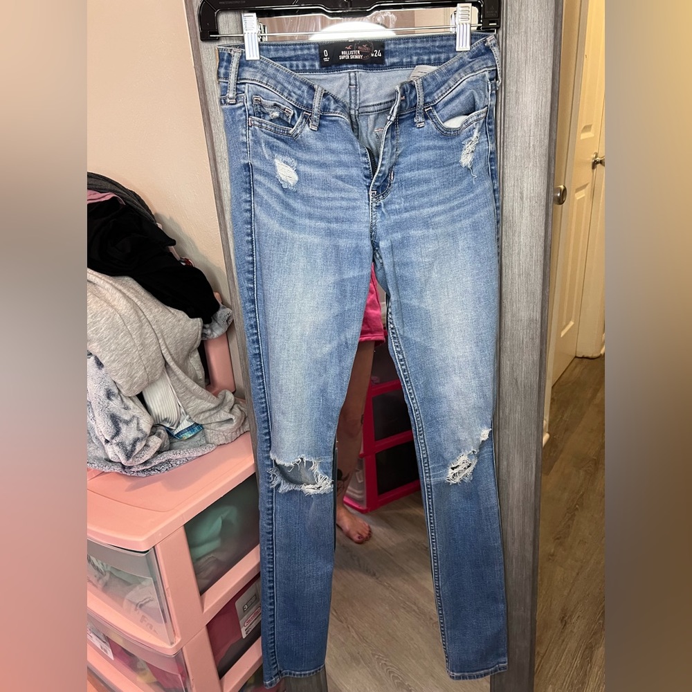 Hollister jeans